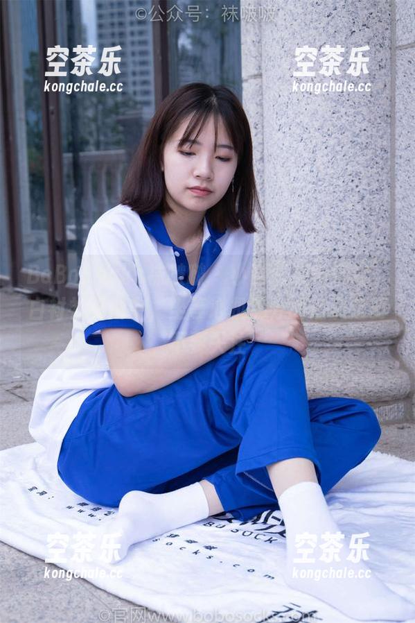 BoBoSocks袜啵啵-小甜豆 BoBoSocks袜啵啵 - 小甜豆强势来袭,白衬衫更新中,坐等心机满分的你决定要不要关注