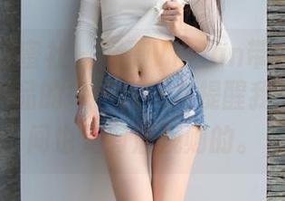 IMiss爱蜜社 – 妤薇Vivian带回来的妹妹，这作品的每一张都在提醒我，兄妹之间也是有潜规则的。