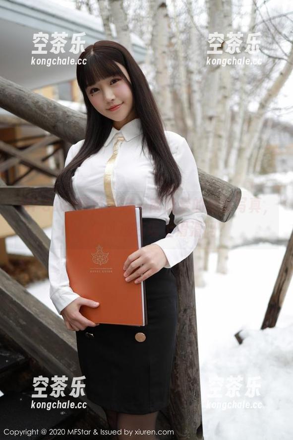 MFStar模范学院-南晓梦 MFStar模范学院 - 南晓梦的油亮写真,喂,你试过在墙上滑滑吗?