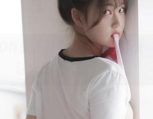 KIMLEMON最新图包抢先看，Sia(시아)的创意让人想试试做个果汁。