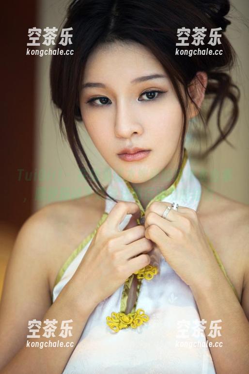 TuiGirl-木婉晴 TuiGirl - 在线见证木婉晴的连体衣合集,顺便探讨下这穿法和行动力的结合。