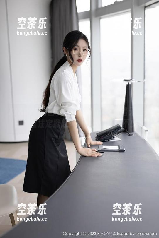 XIAOYU语画界-楚恬Olivia XIAOYU语画界 - 楚恬Olivia带着无圣光的灰丝注定掀起风潮,图包还真不少。