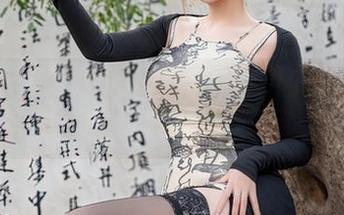 XINGYAN星颜社 – Erikaki的短裙写真，裙子快要飞起来了！