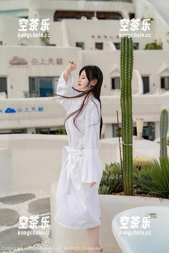 Xiuren秀人网-Suki_baby Xiuren秀人网 - 最新图集:Suki_baby的瑜伽姿势那么飘逸,我却依旧是路边的石头…