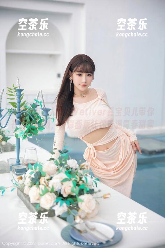 Xiuren秀人网-Vetiver嘉宝贝儿 Xiuren秀人网 - Vetiver嘉宝贝儿带你在线看校服,高清画质让你重温青春甜蜜na~