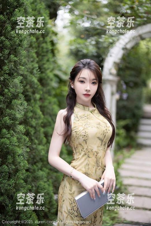 Xiuren秀人网 - 一点点z杯悠悠，一点点网盘，叠加出来的照片剧情，你们懂的！