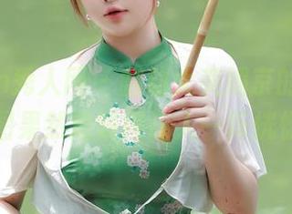 Xiuren秀人网 – 翻动大美媚京的照片，原图果然透明得让人一阵恍惚！