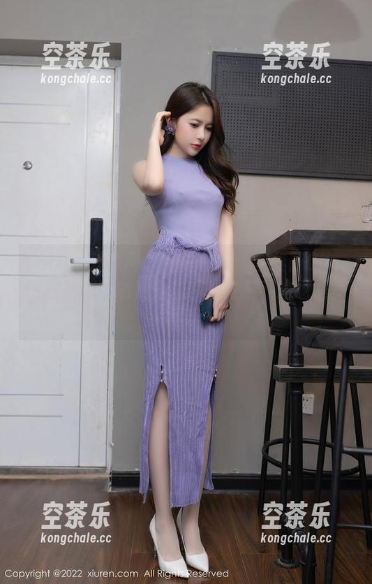Xiuren秀人网 - 私拍特辑：李佳芮Cherie的礼服可能让我在梦里飞翔？这也是一种可能…