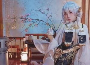 aqua水淼里的“龙女仆图集”：当她整理我的房间，后果是如此…意想不到？