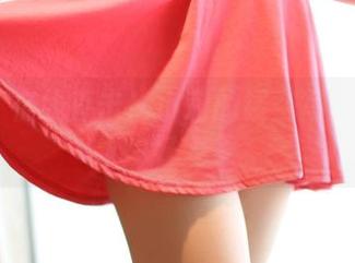 rosi – 在线直击！小莉的镂空写真比我想象的好太多。