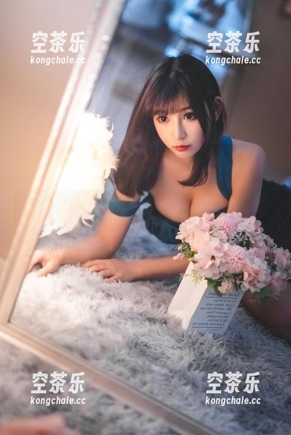 w黑米粥w w黑米粥w的学妹写真,下载前请自行克制哦?