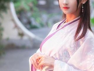 最新写真！三度_69把靛蓝搞得像是一场激烈的色彩角逐！
