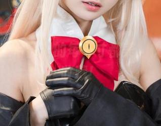 九柒喵在浴缸里的每一寸都美，快来下载收藏！