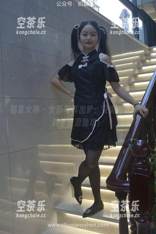 初夏女神-安妮 初夏女神 - 全新写真出炉:安妮弃犹豫,剁手资源助攻!