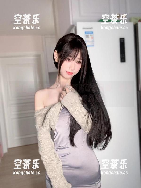 十万口草莓粥粥 微密圈 - 十万口草莓粥粥萌态可掬:自拍是我的真实写真精选