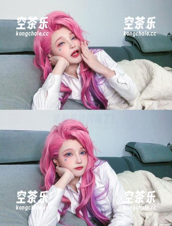 千夜未来 Seraphine:千夜未来的免费写真,眼睛都要被闪瞎了!