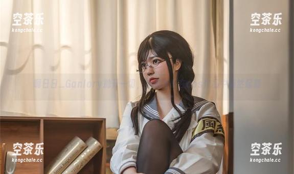 啊日日_Ganlory抛开一切，泳装音乐在cos作品中翩然起舞