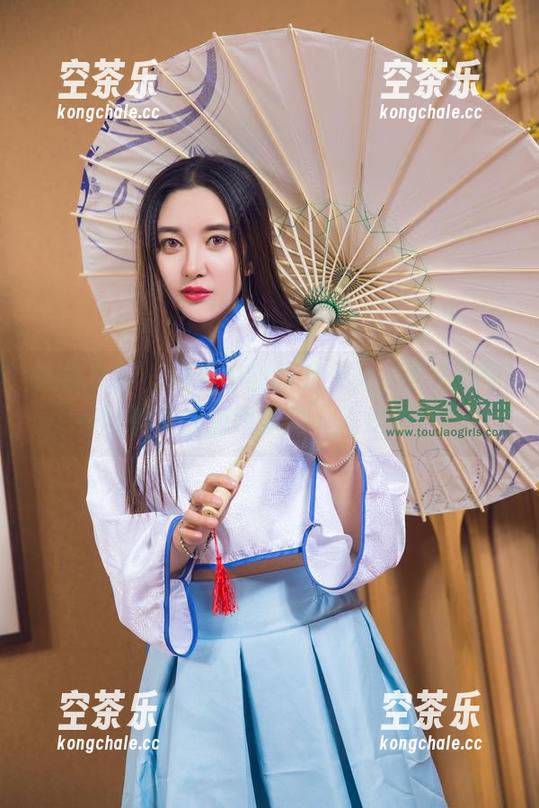 头条女神 - 图包中的阳光少女，玄子的每一帧都是活力四射的“光炫彩”！