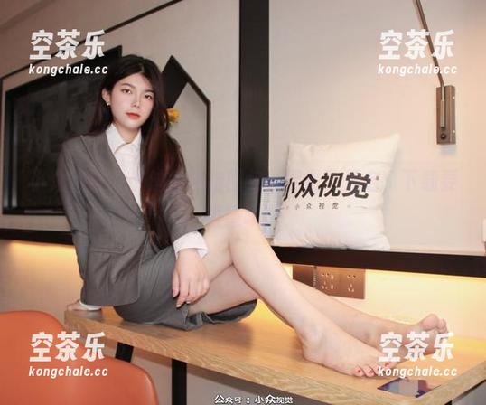 小众视觉-艾迪 小众视觉 - 艾迪的旗袍图包,配置已开启,下载要慎重哦!
