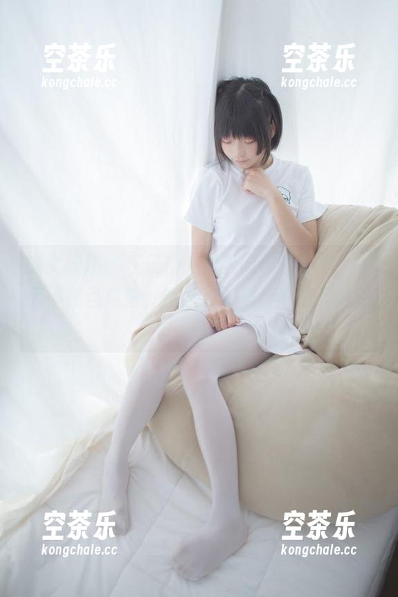 少女秩序-乐栀 少女秩序 - 在乐栀的最新剧情资源里,今天不想当咸鱼,想当条游来游去的开心鱼!