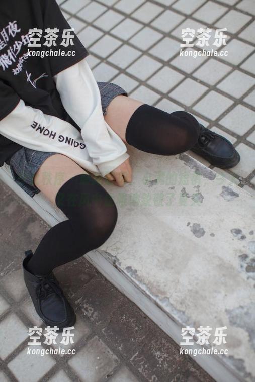 少女秩序 - 最新图册：小满的短裤，今天又在风中优雅地致敬了夏天