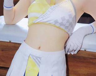 碧蓝航线里的屿鱼yukako，别忘了这组资源的奇珍宝藏，柴郡静静看着你！