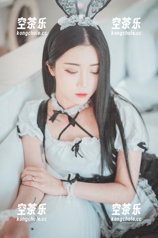 普美Bomi(보미)老师说，‘套图就像课本，要不断翻不停！’大家成教科书，让我们欣赏[Bimilstory]！