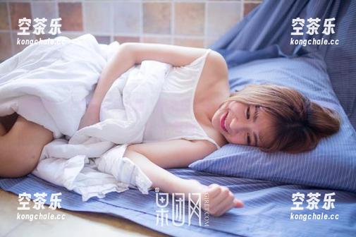 果团网-酸酱兔 果团网 - 全套酸酱兔礼服,原本想着有亮点,可现在只是特别的……特别?