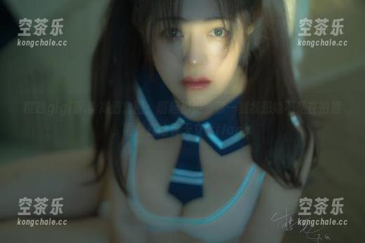 樱晚gigi 樱晚gigi春.染高清套图:踮起脚尖,那一刻我想她不是在拍照,而是在给春天立个flag!