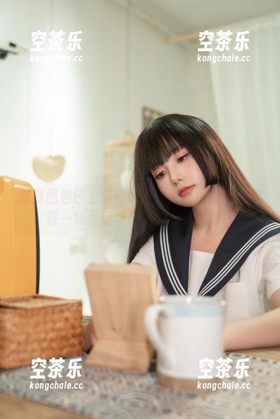 狐妖图包已上线！爆机少女喵小吉带你走进一场呆萌与奇幻的下载派对！