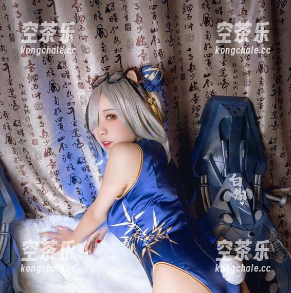 这份免费图集里的猫田圣奈奈，看起来像是个被魔法束缚的孩子——其实只是演技一流！