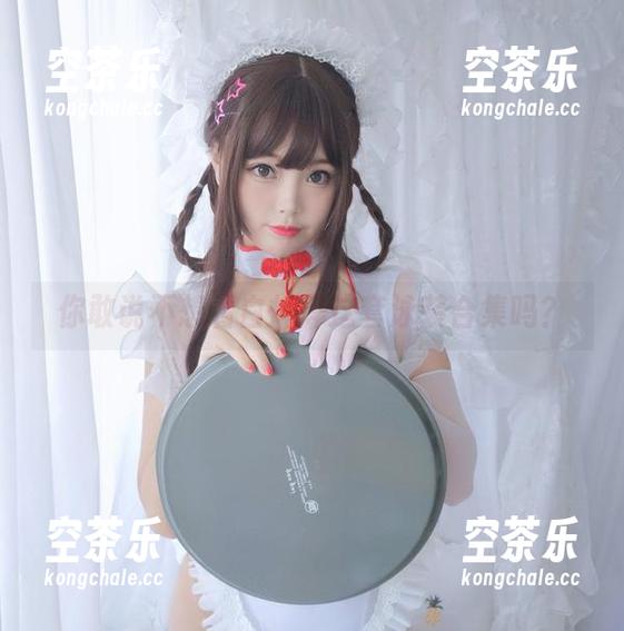 白烨烨 你敢说不想看白烨烨这套泳装合集吗?