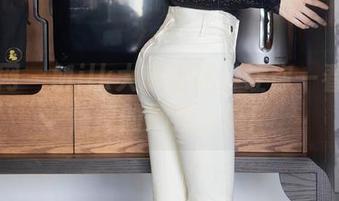 秀人网 – Milk大萌出品：让你一看就心痒痒的御姐合集！