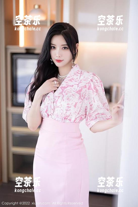 秀人网-夏瑶baby 秀人网 - 来吧,细品夏瑶baby的运动合集,蓬松的内衣和无耻的态度