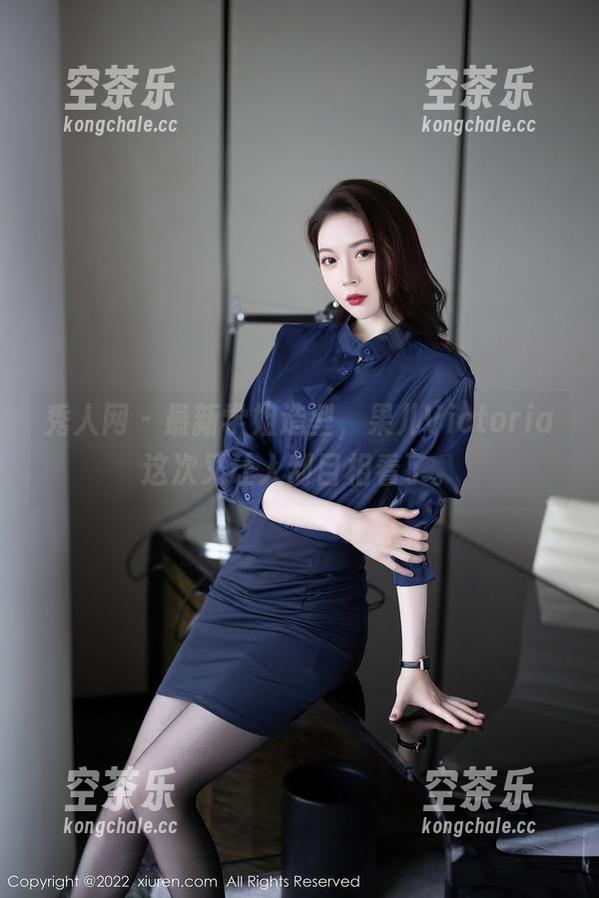 秀人网-果儿Victoria 秀人网 - 最新学姐造型,果儿Victoria这次又让人刮目相看了。