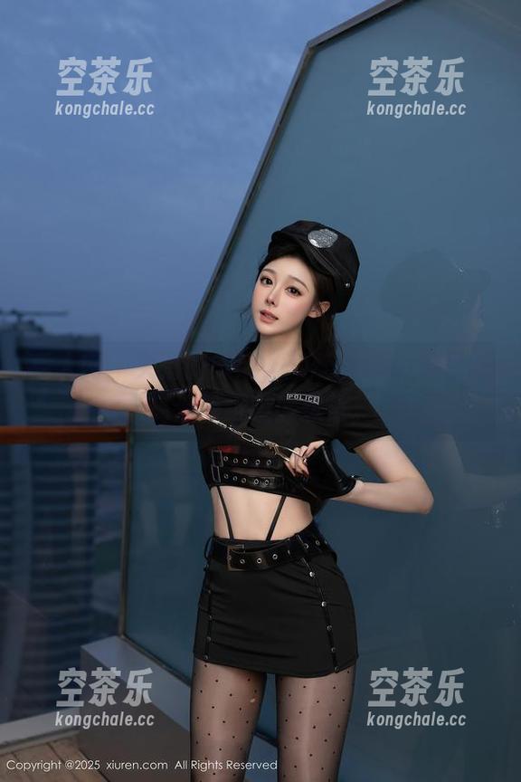 秀人网 - 失落的美好，蕊蕊ruirui天使的高清壁纸唤醒想象。