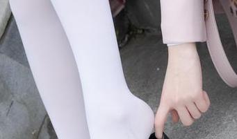 紧急企划 – 一秒钟就看上奶糖的肉丝高清写真，等着被惊艳吧