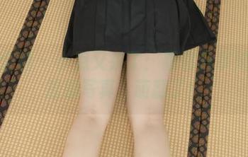 紧急企划 – 小恩又来了：跟你分享她的体操服写真，萌翻了！