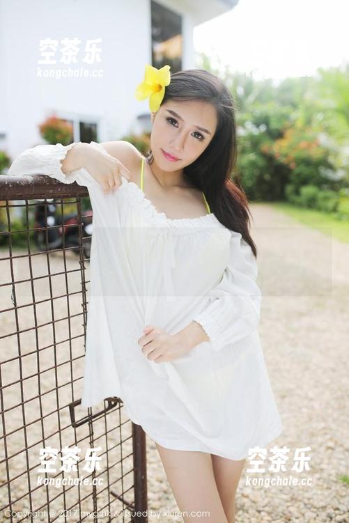 美媛馆-杨晓青儿 美媛馆 - 刚打完工,上线发现金秋的杨晓青儿灰丝合集,下载情绪爆棚呀!
