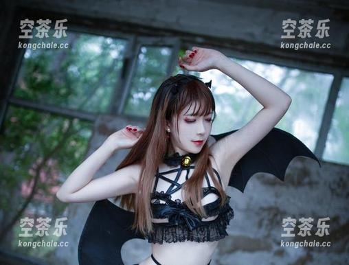翎柒菜菜 翎柒菜菜在她的粉色幻想里,作品简直催眼泪!