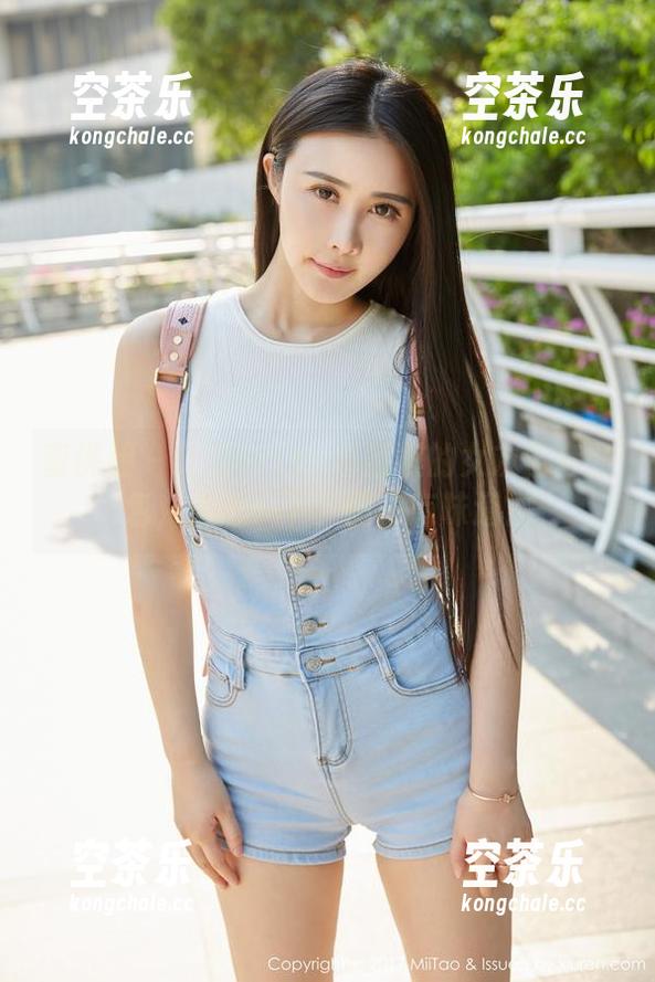 蜜桃社-Cris_卓娅祺 蜜桃社 - 针对Cris_卓娅祺的女友全套图包,讨论一下,图中有味道?