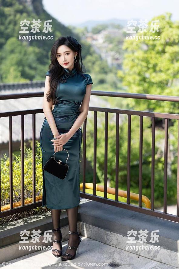 语画界-Cris_卓娅祺 语画界 - 发现Cris_卓娅祺的JK图库,高清画面能让你在开通宝的路上找到点乐子!