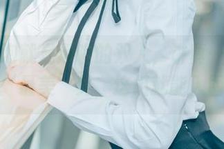 这个泡泡就是逊啦的双人，讲真……假如有‘最美’奖，这组就能入围？