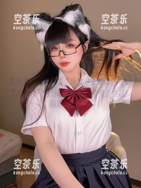最新黑白双人来啦，阿九从不咕咕(九言)又添新作！这对窝在镇海的宝贝太会撩！图集快链接！