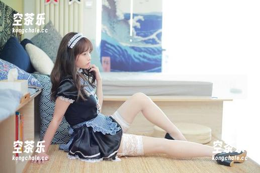 星星制服，雯妹不讲道理的写真试衣间，满满的俏皮与搞怪