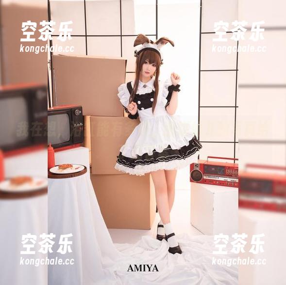 面饼仙儿 我在想,浴缸能有多美,面饼仙儿的写真给了我答案